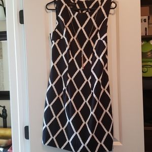 Black and white sheath dress sz 6